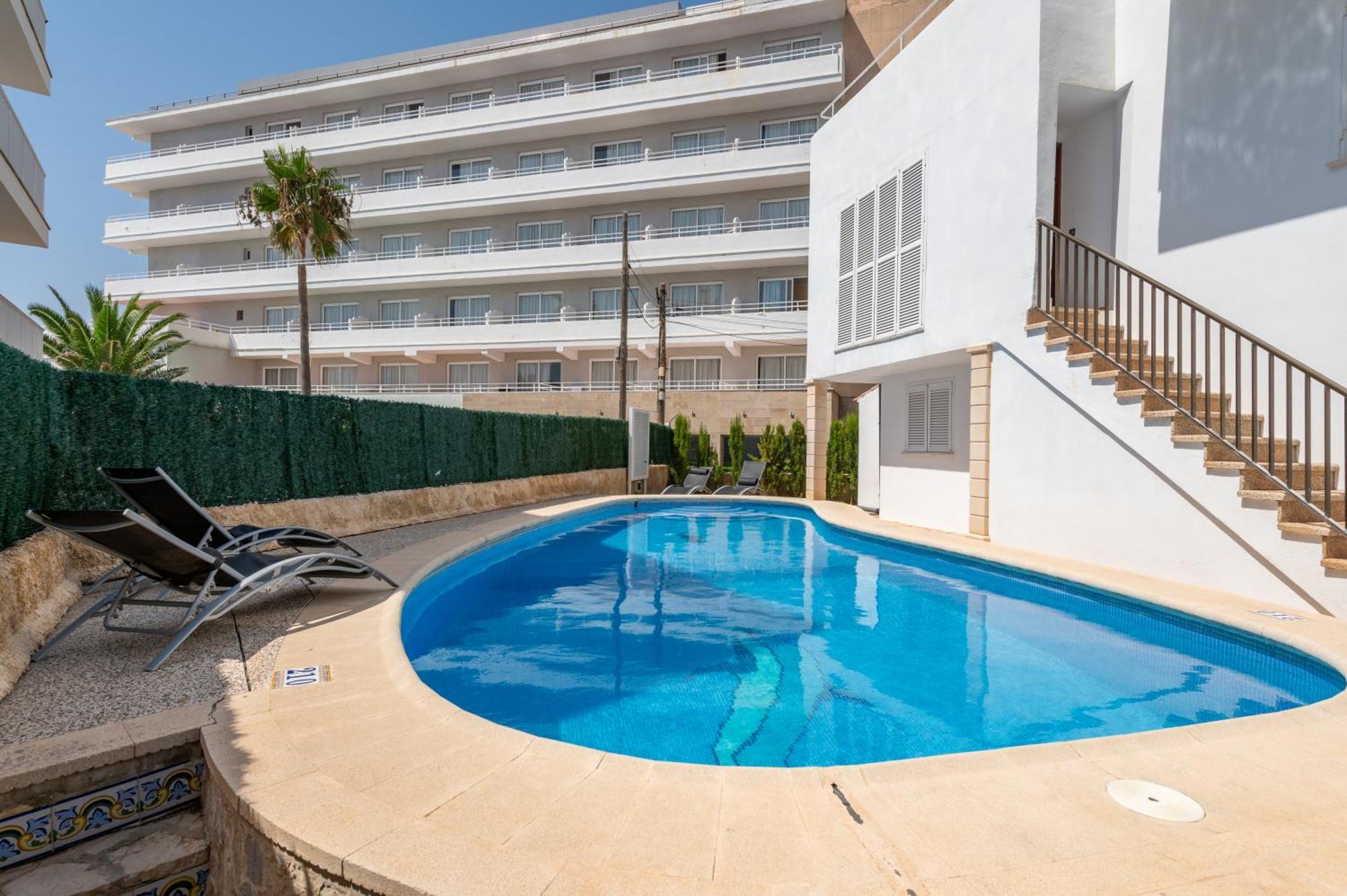 Apartamentos Marivent By Mhr Portocolom  Εξωτερικό φωτογραφία
